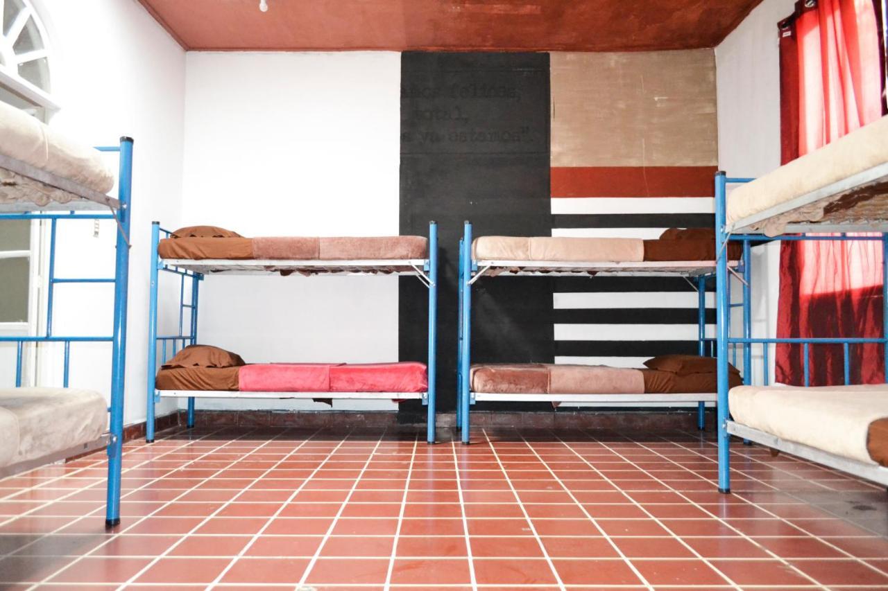 גואטמלה Nostalgic Hostel B&B מראה חיצוני תמונה